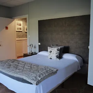  Hotel Rural Isasi